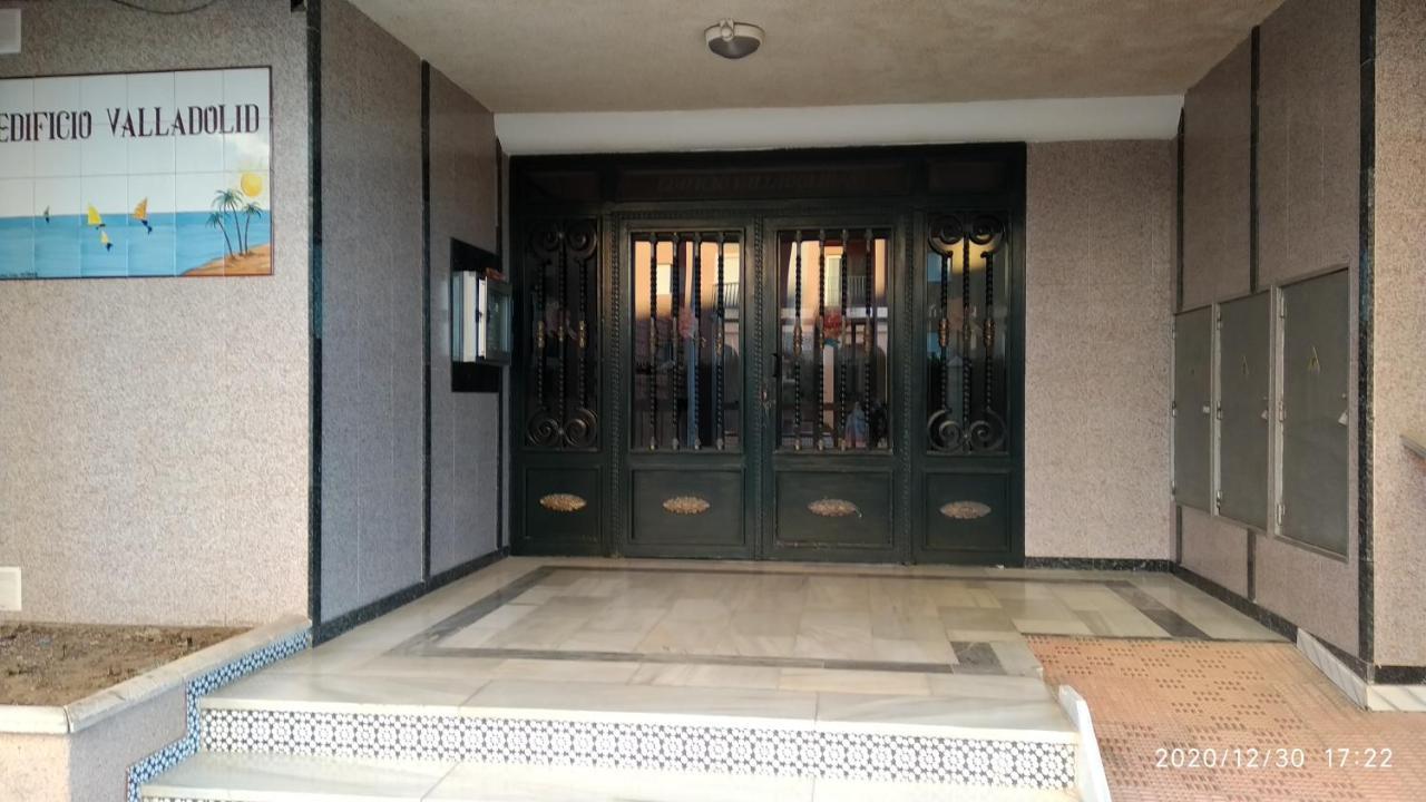 100 Mt Playa De Los Locos Torrevieja Eksteriør billede